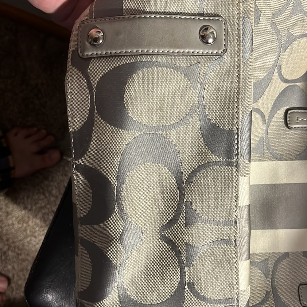 Coach Tote - Picture 8 of 11